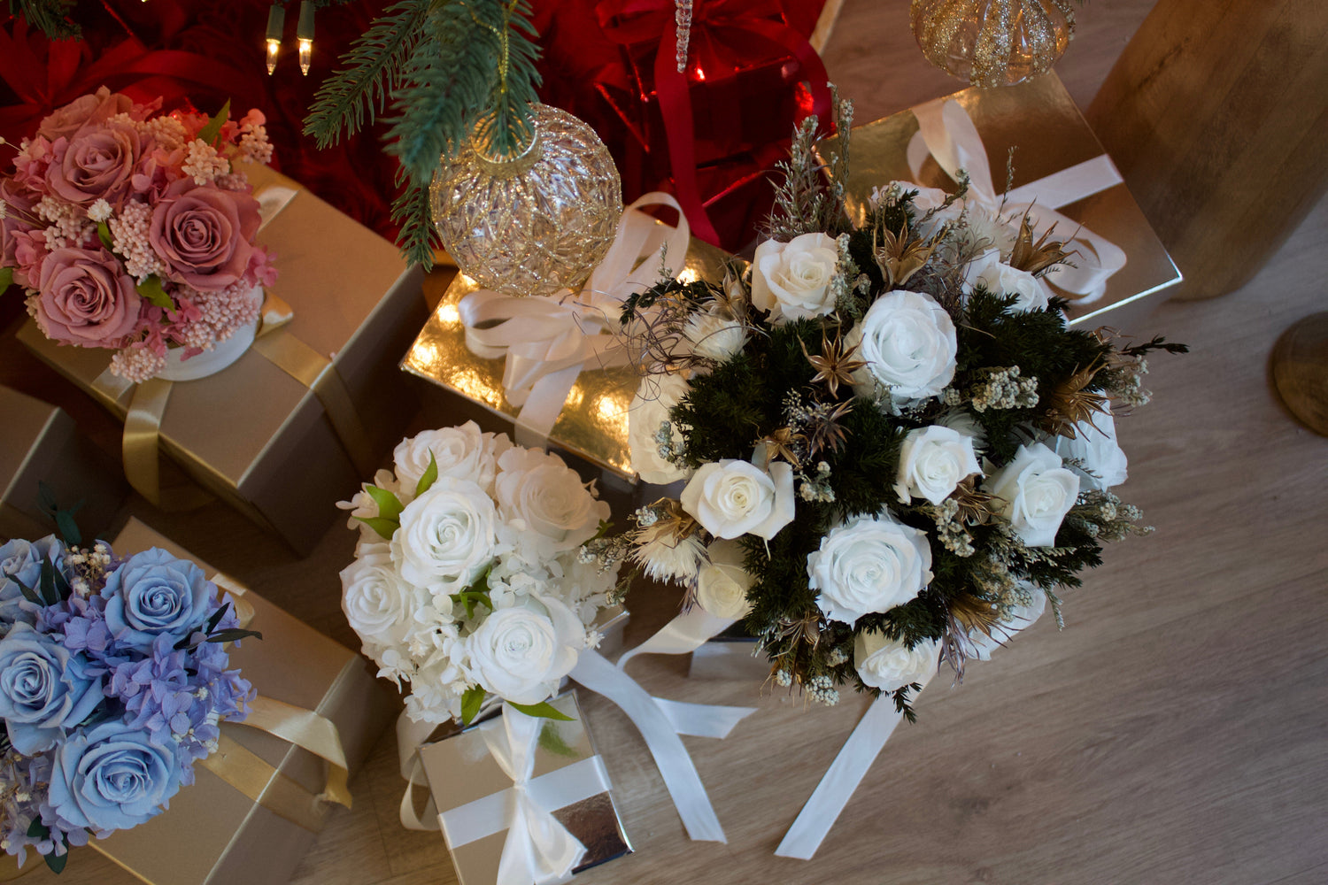 holiday preserved floral collection